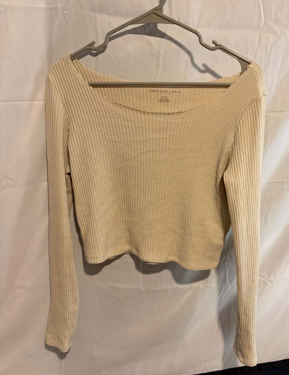 American Eagle Off the Shoulder Ribbed Long Sleeve Crop Top